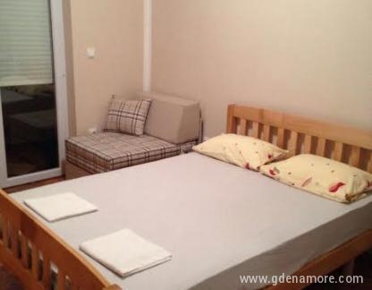 Anči apartmani, Magán szállás a községben Igalo, Montenegró